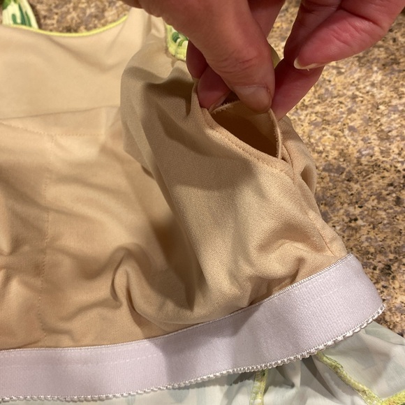 MOTT50 UPF 50+ 2 Piece Swim Suite Bikini Cactus Green Yellow L Removable Pads - Picture 7 of 16